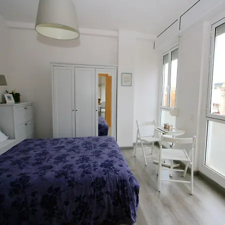 Aparteasy Apartment Barcelona